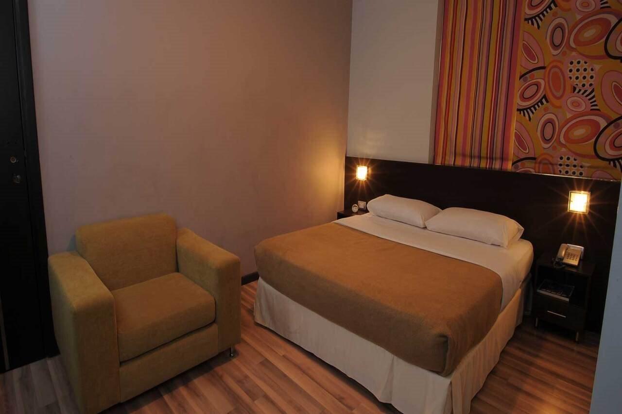 Suite Hotel Chrome - Beirut Exterior photo