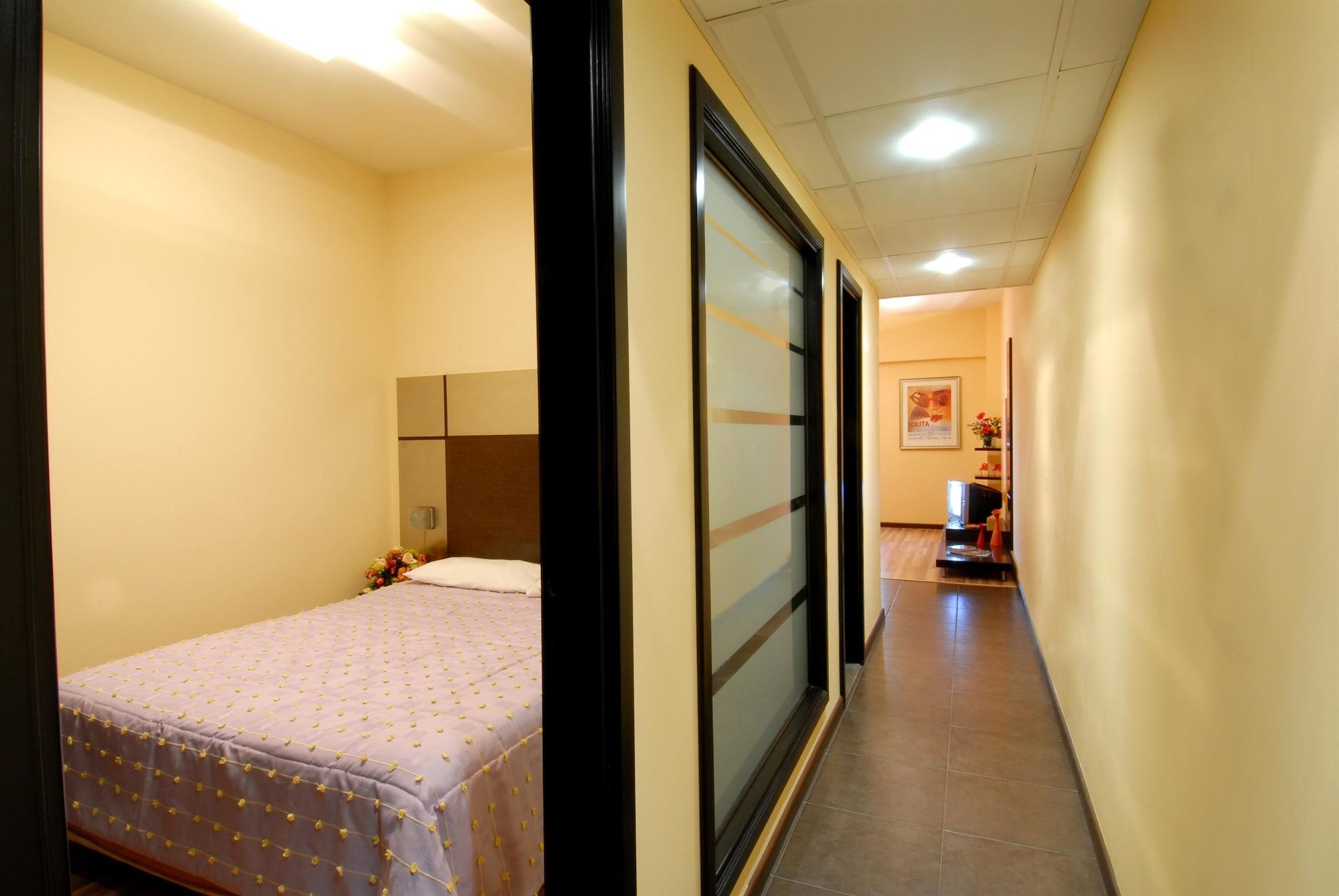 Suite Hotel Chrome - Beirut Exterior photo