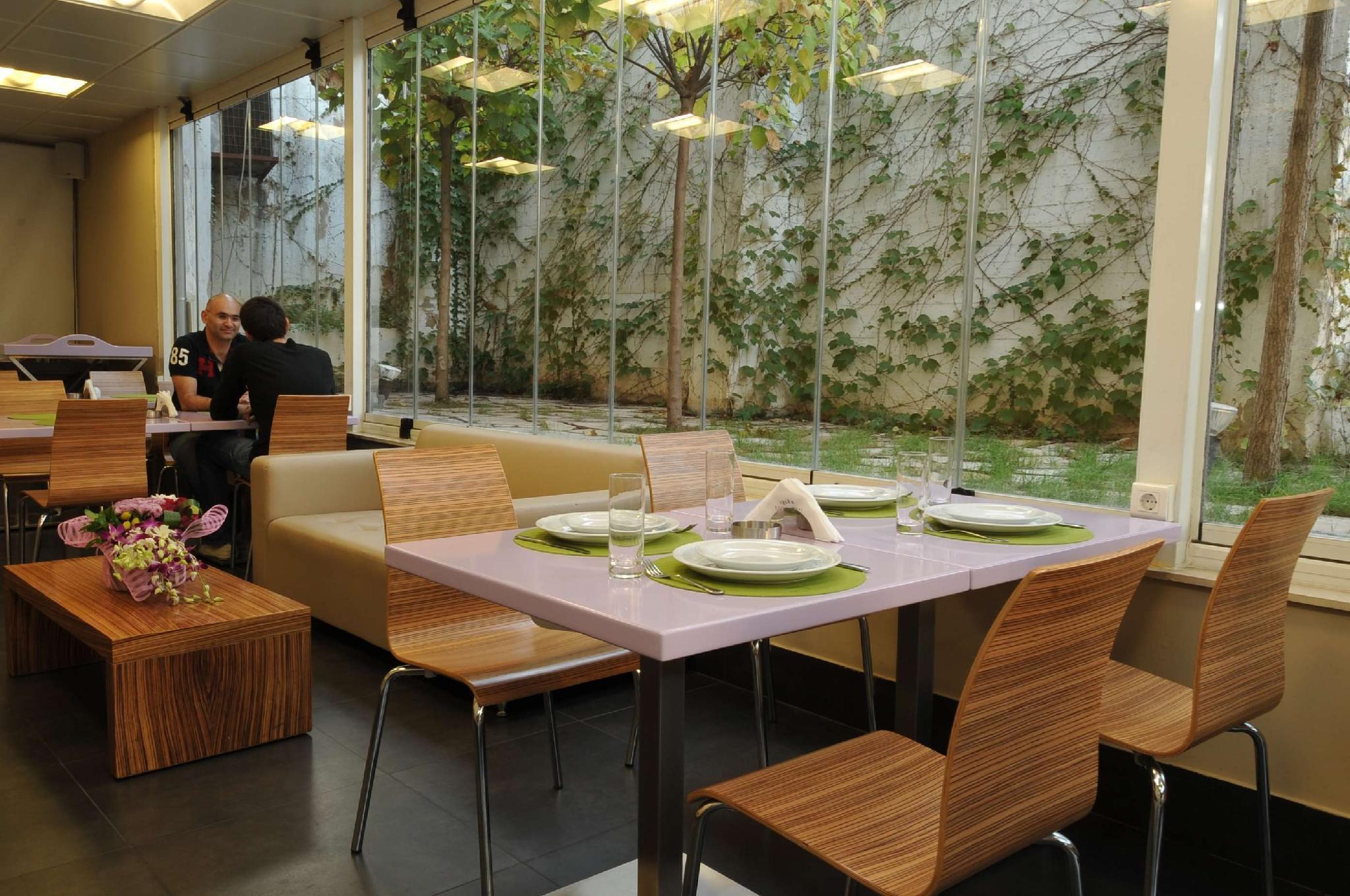 Suite Hotel Chrome - Beirut Exterior photo
